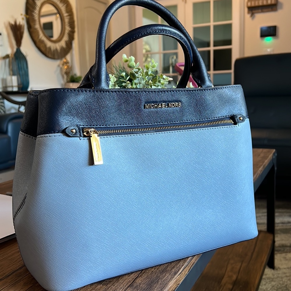 (1404) Michael Kors Women’s Blue Navy Satchel Handbag